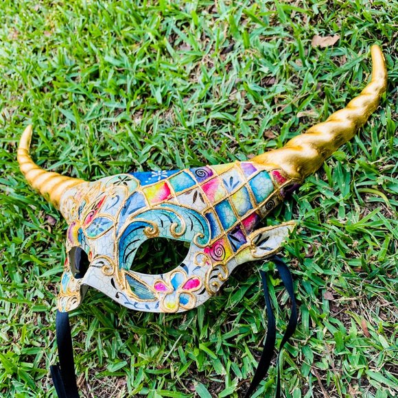 Venetian Gold Fairy Devil Horn Sexy Masquerade Mythical Women Party Eye Mask - Picture 2 of 5